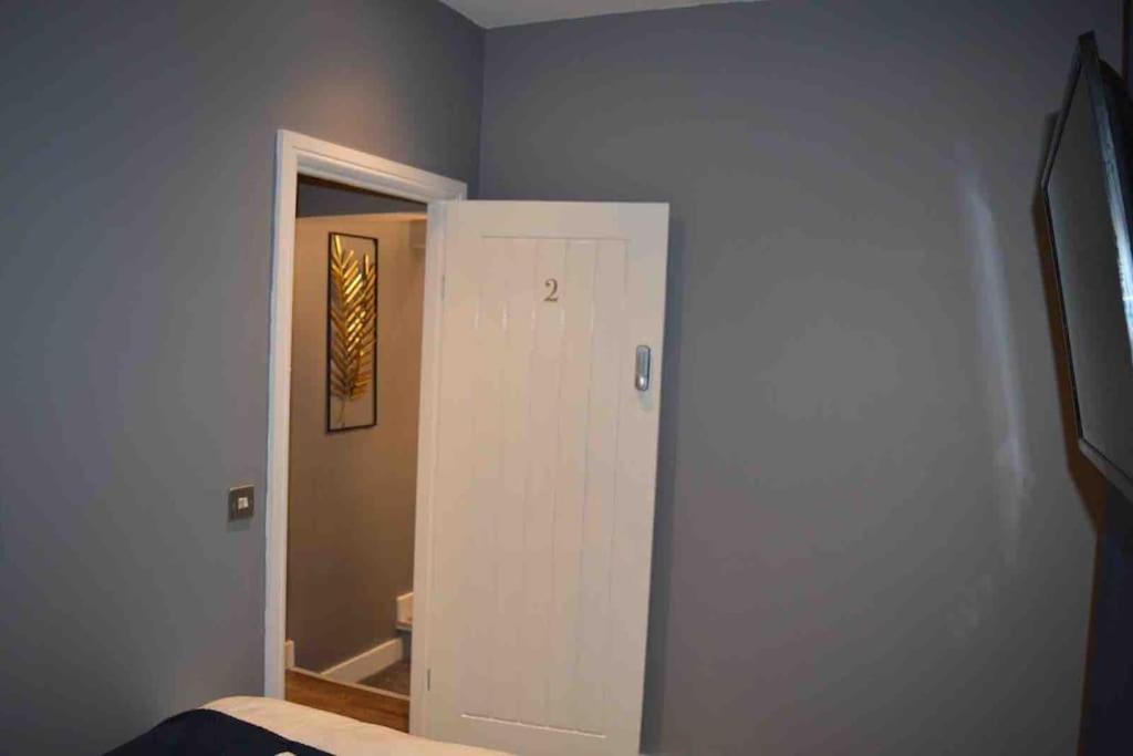 Unique 4 Bed House In Derby Perfect For Contractors And Families Villa ภายนอก รูปภาพ