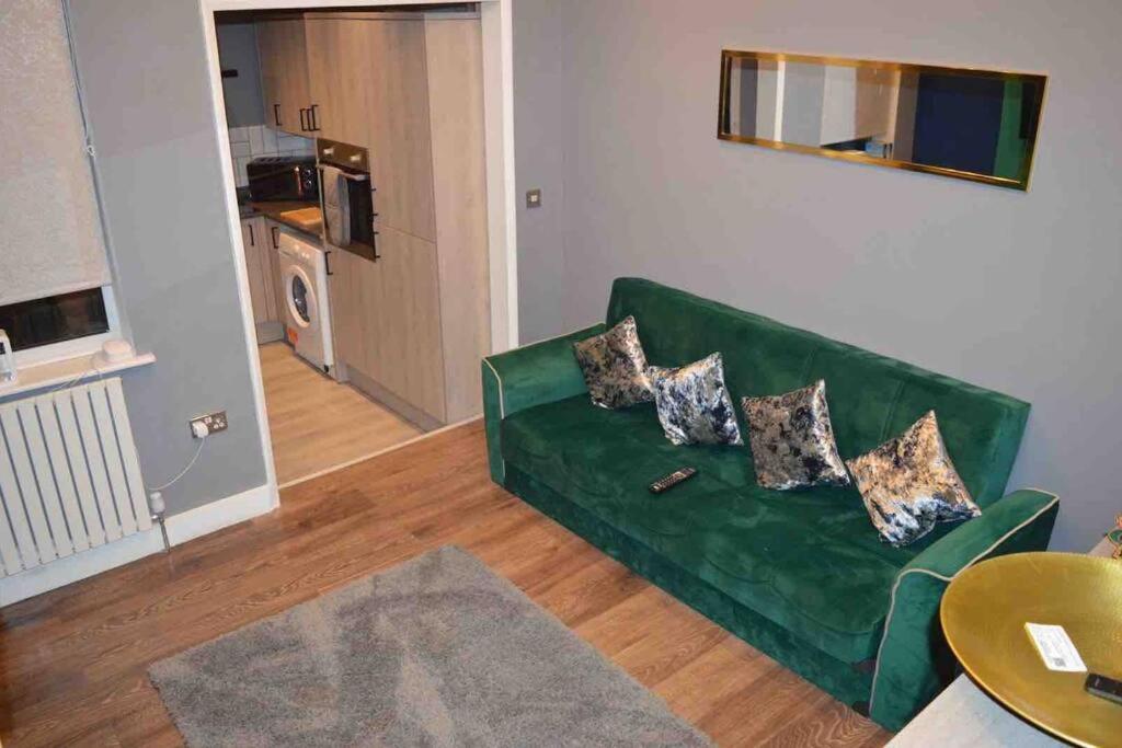 Unique 4 Bed House In Derby Perfect For Contractors And Families Villa ภายนอก รูปภาพ